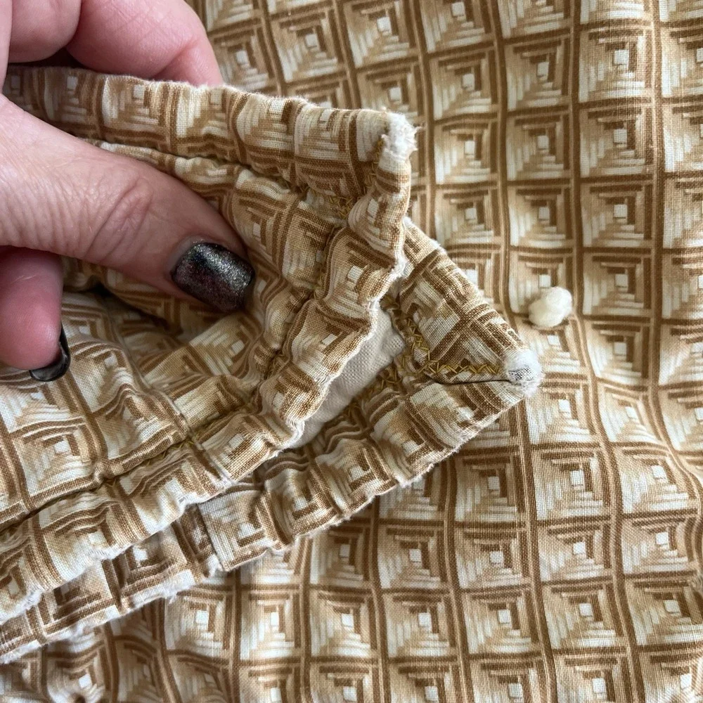 Vintage 1970s Handmade Baby Quilt